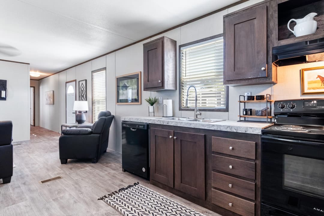 Tropic singlewide kitchen home features