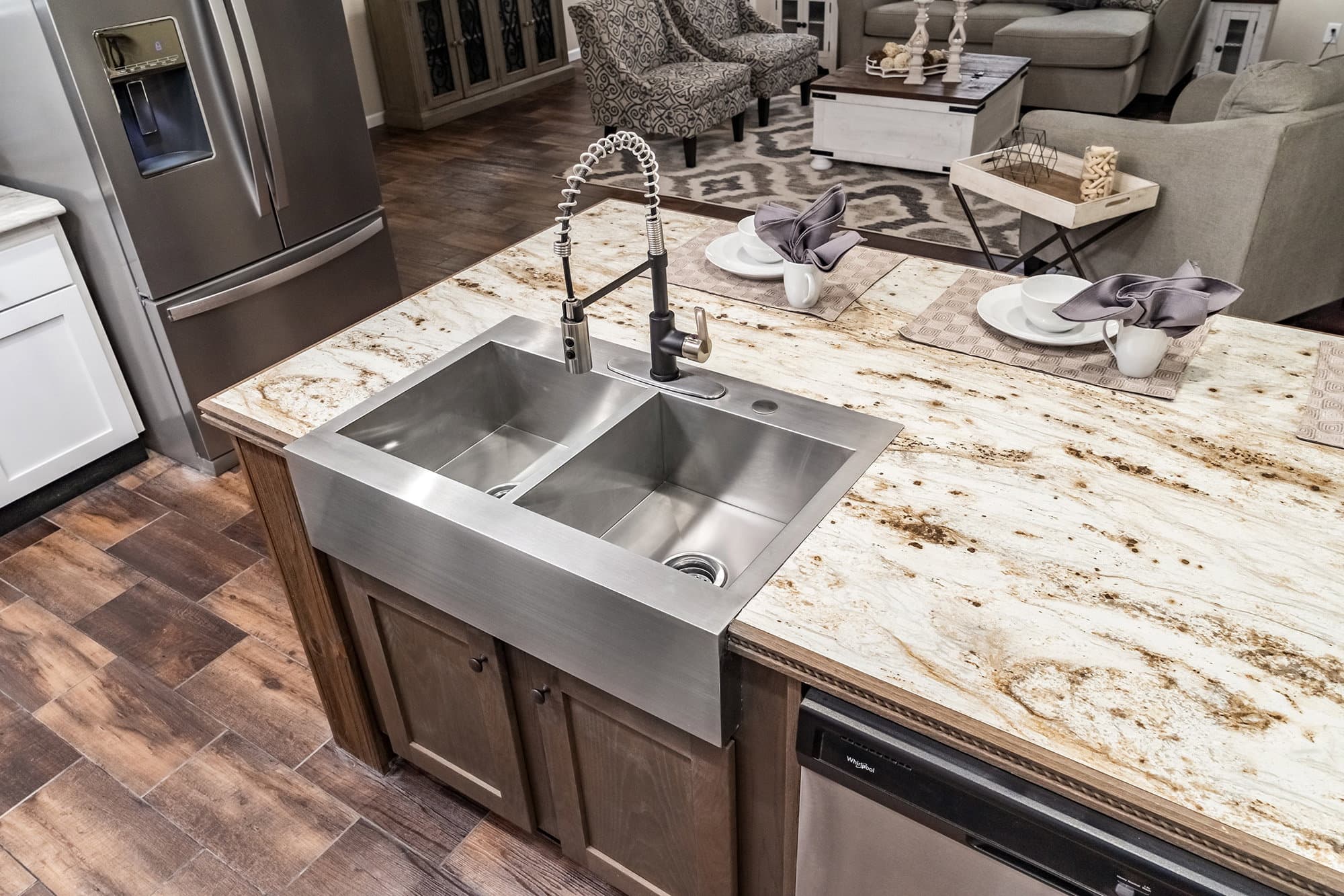 Kb-3245 kitchen home features