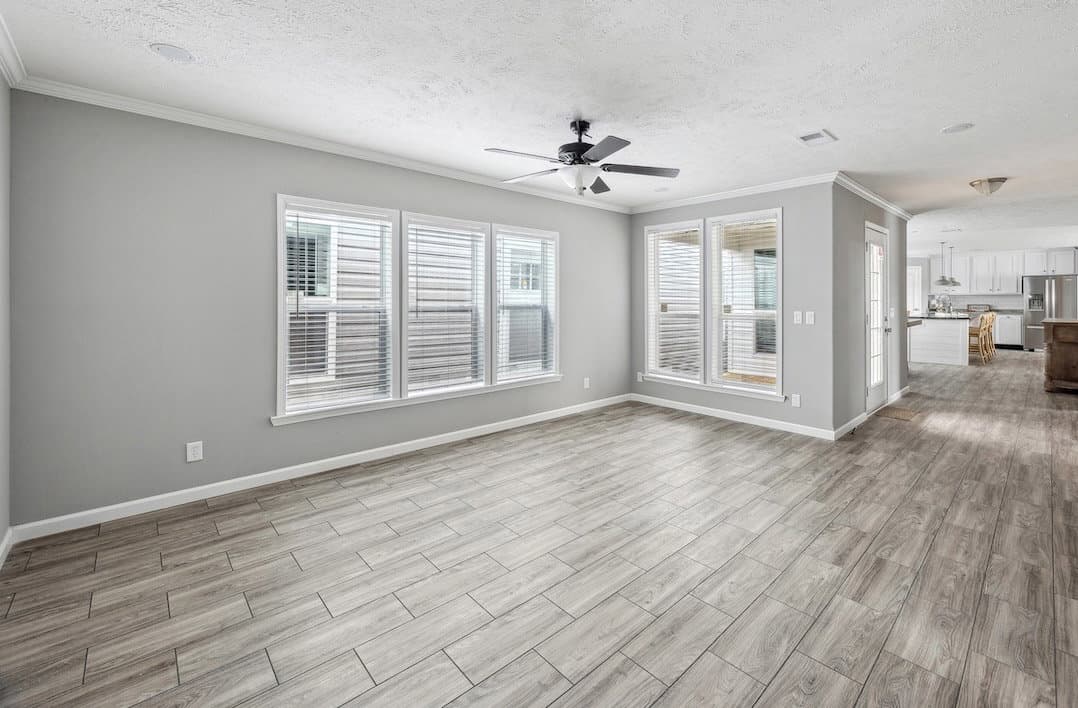 The achilles interior home features