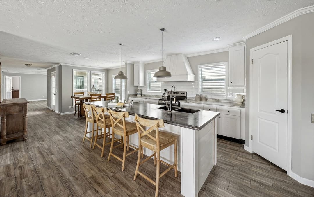 The achilles kitchen and hero home features