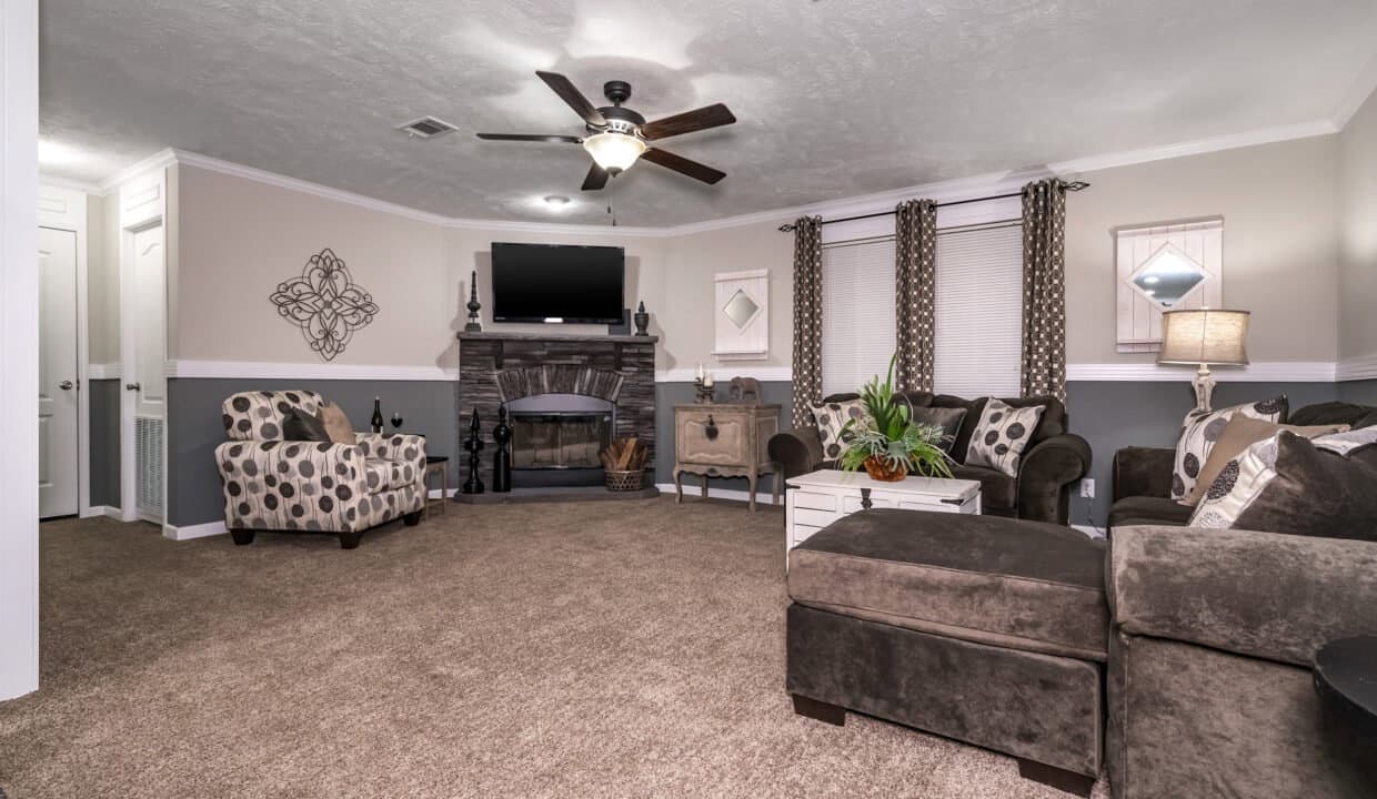 Md-38-32 interior home features