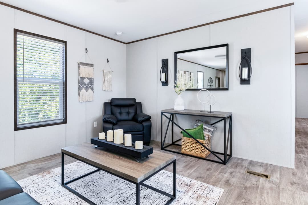 Tropic singlewide interior home features