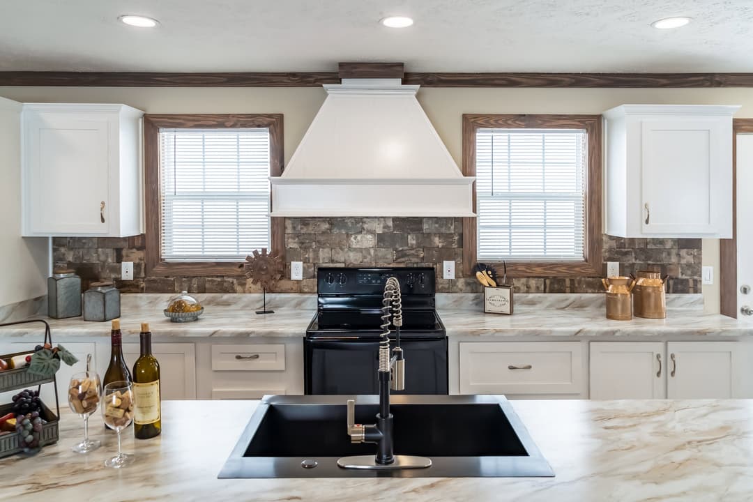 Md-49-32 kitchen home features