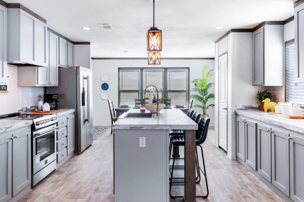 Big papa kitchen home features