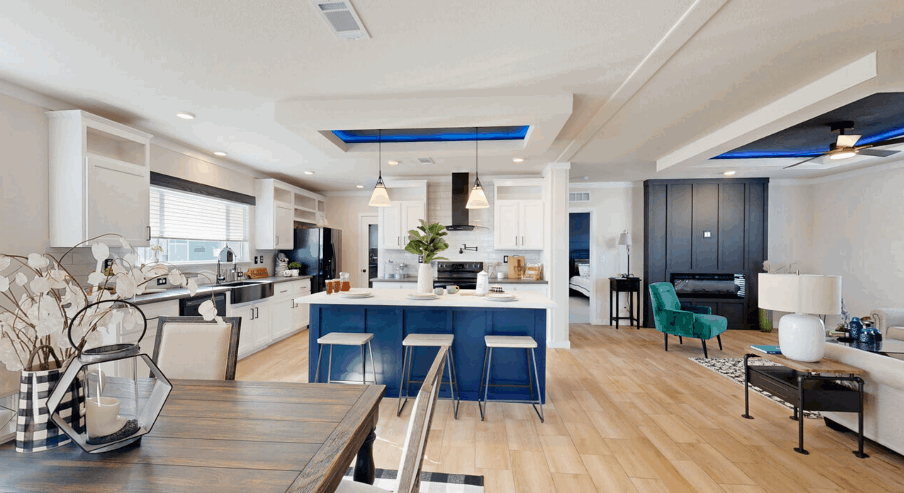 Cimarron 32563a interior home features