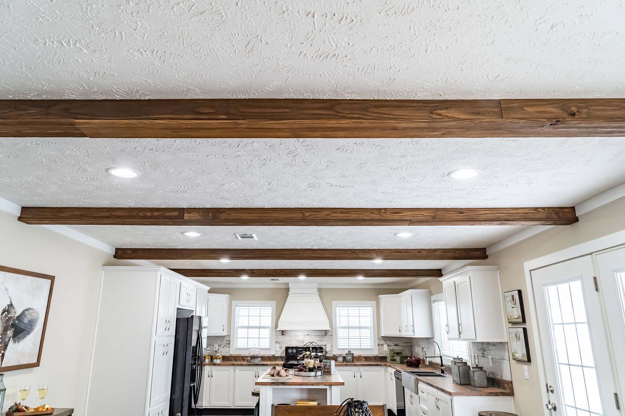 Md-42-32 interior home features