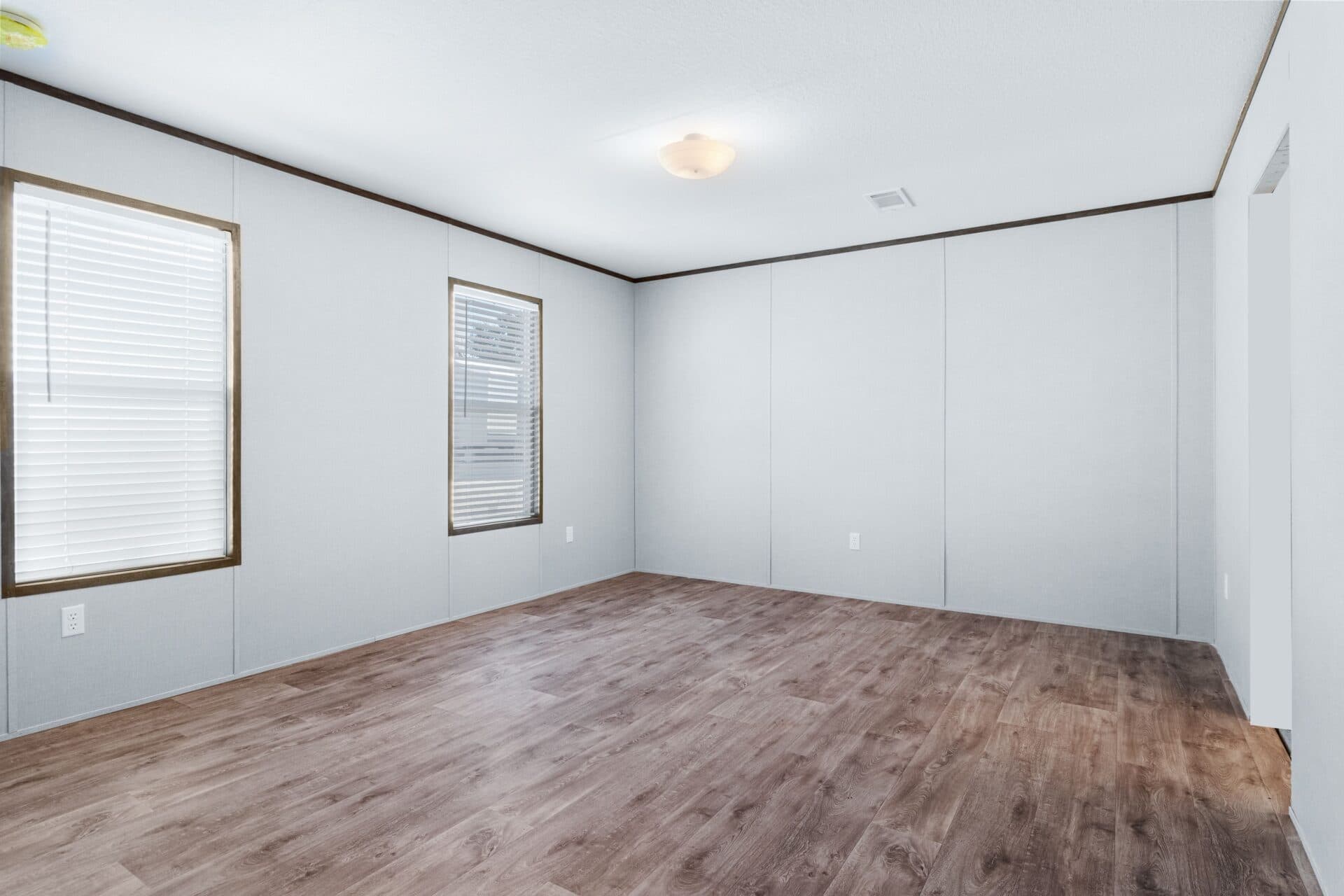 Rosewood doublewide bedroom home features