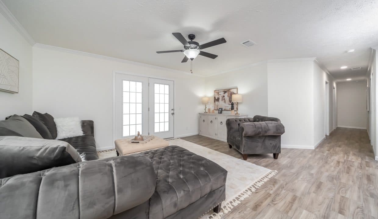 Kb-3250 interior home features