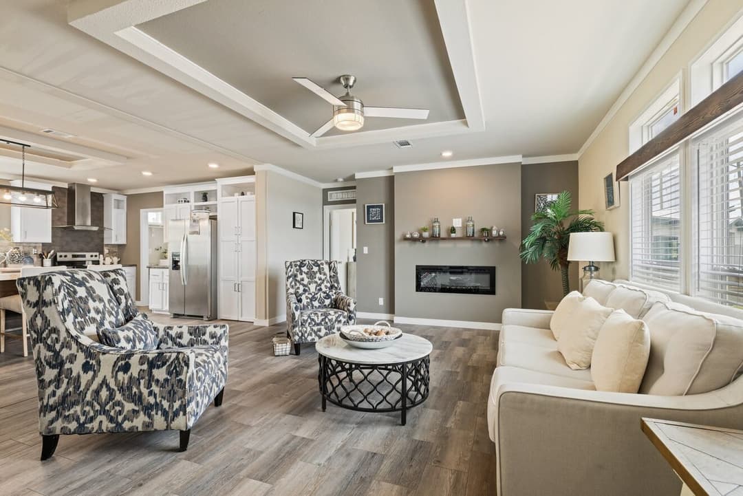 El rancho interior home features