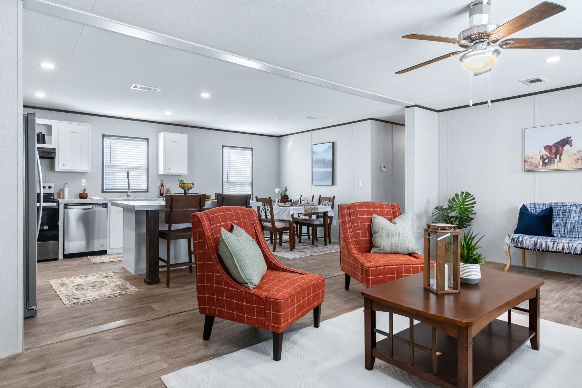Rosewood doublewide interior home features