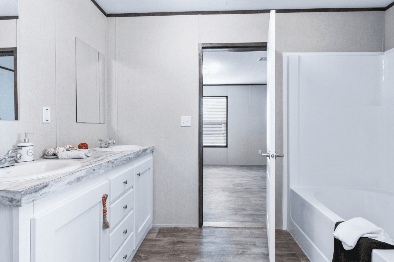 The nassau doublewide bathroom home features