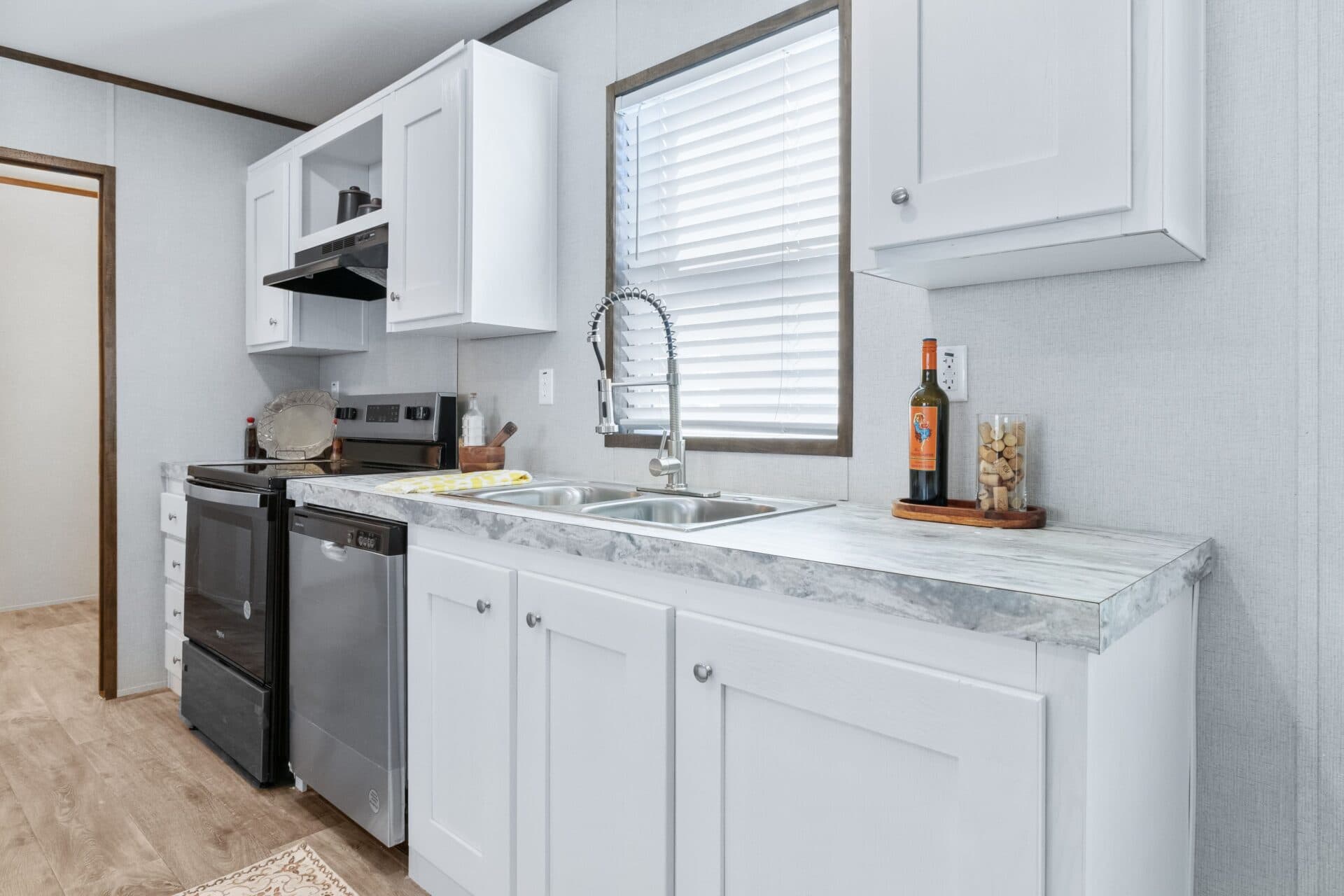Rosewood doublewide kitchen home features