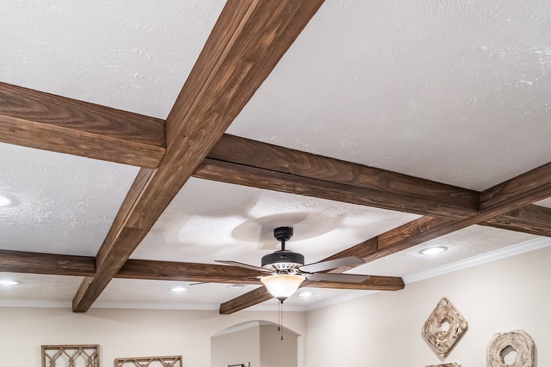 Kb-3245 interior home features