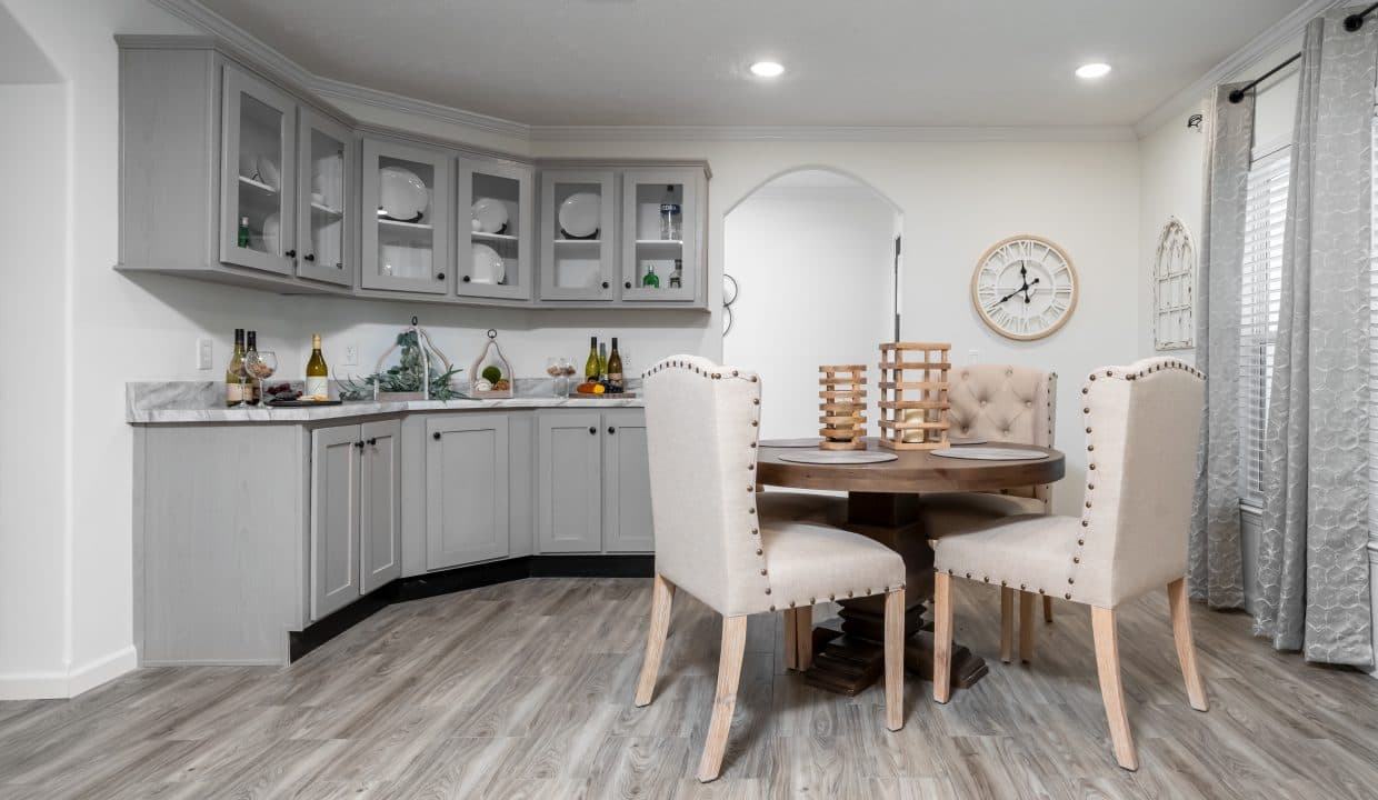 Kb-3250 interior home features