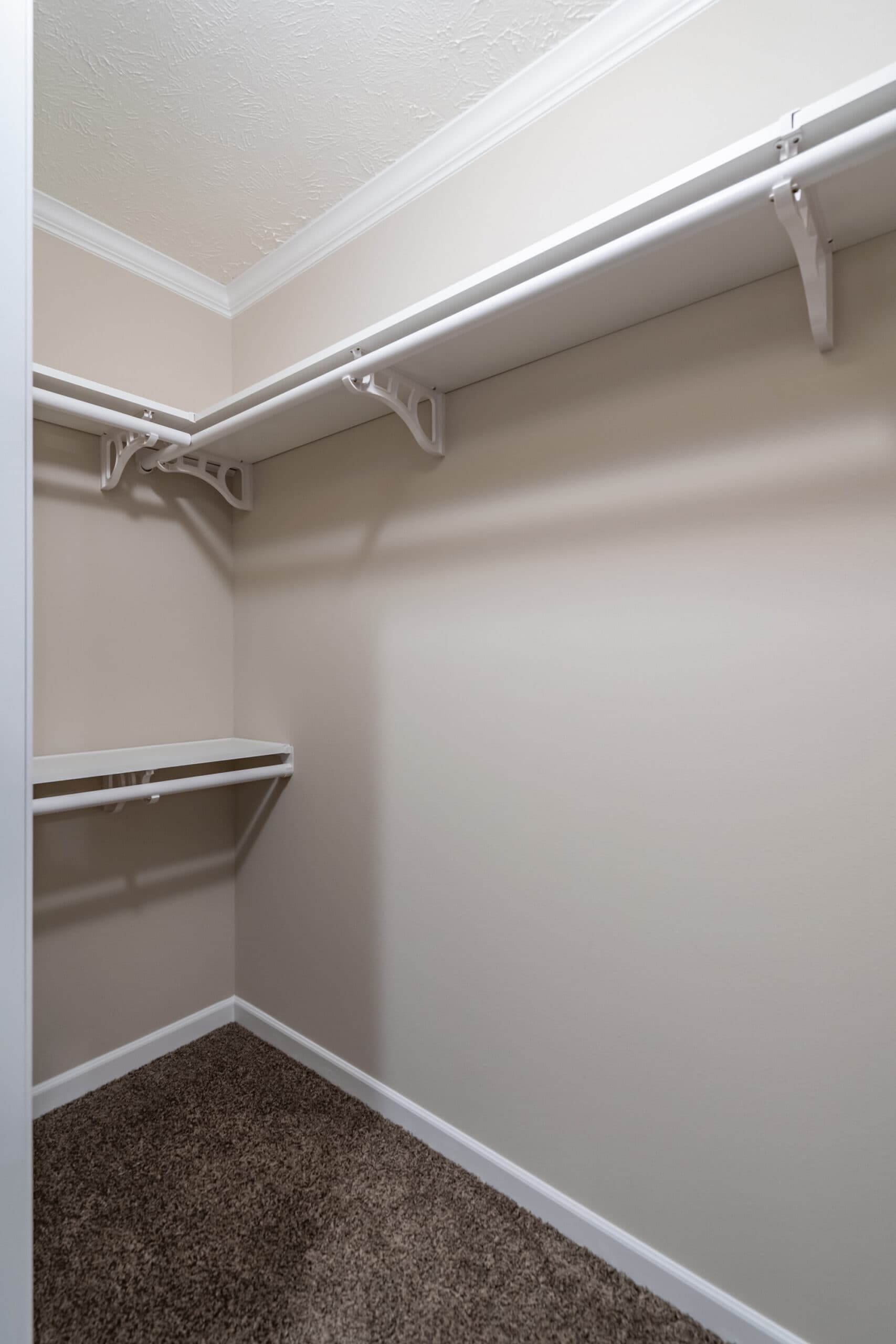 Kb-3245 interior home features