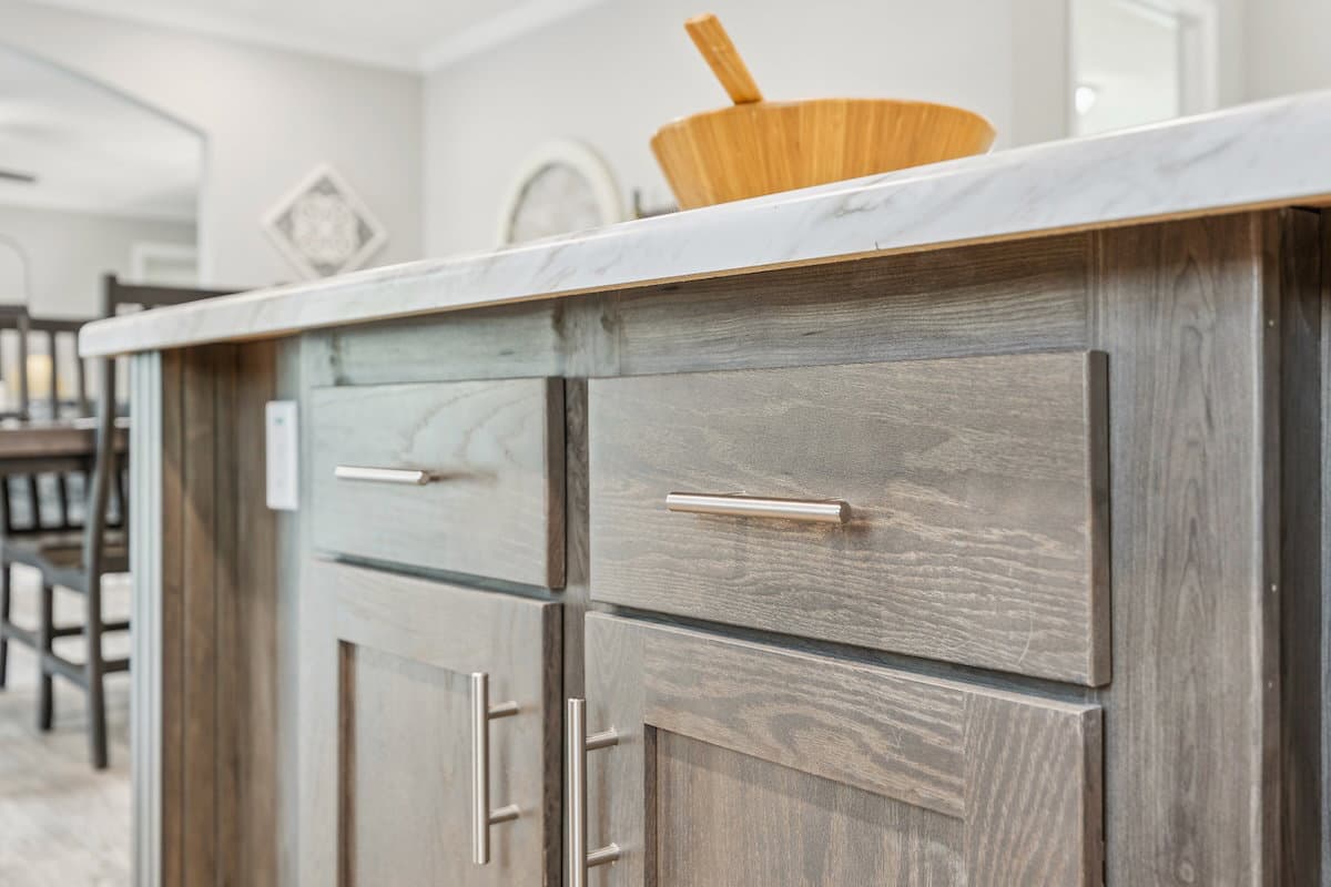 Md-43-32 kitchen home features