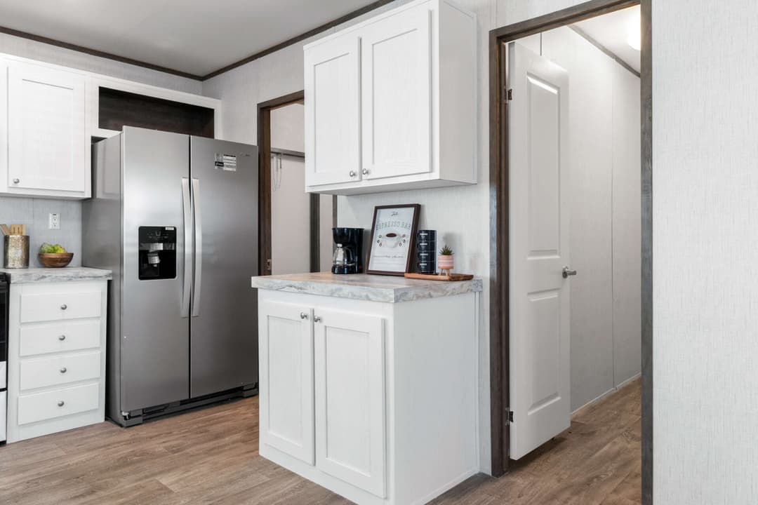 Panama doublewide kitchen home features