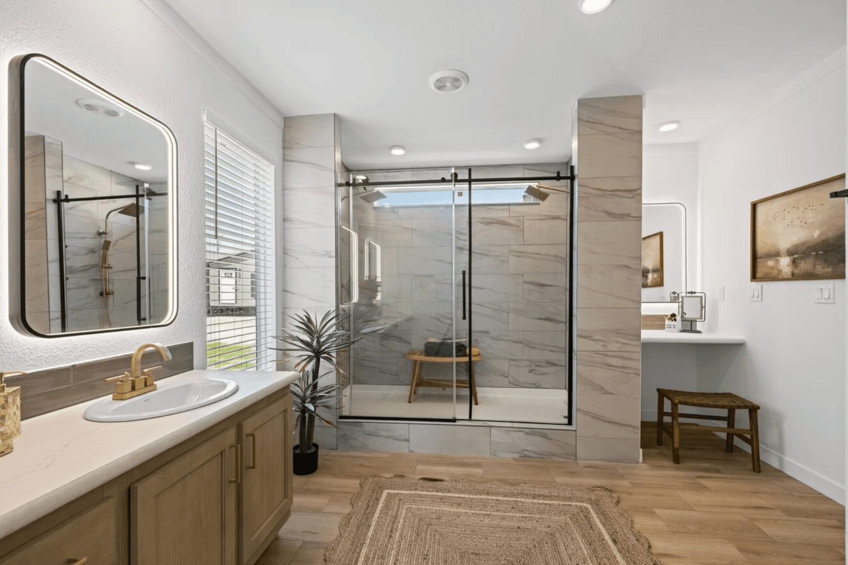 Luxe haven bathroom home features