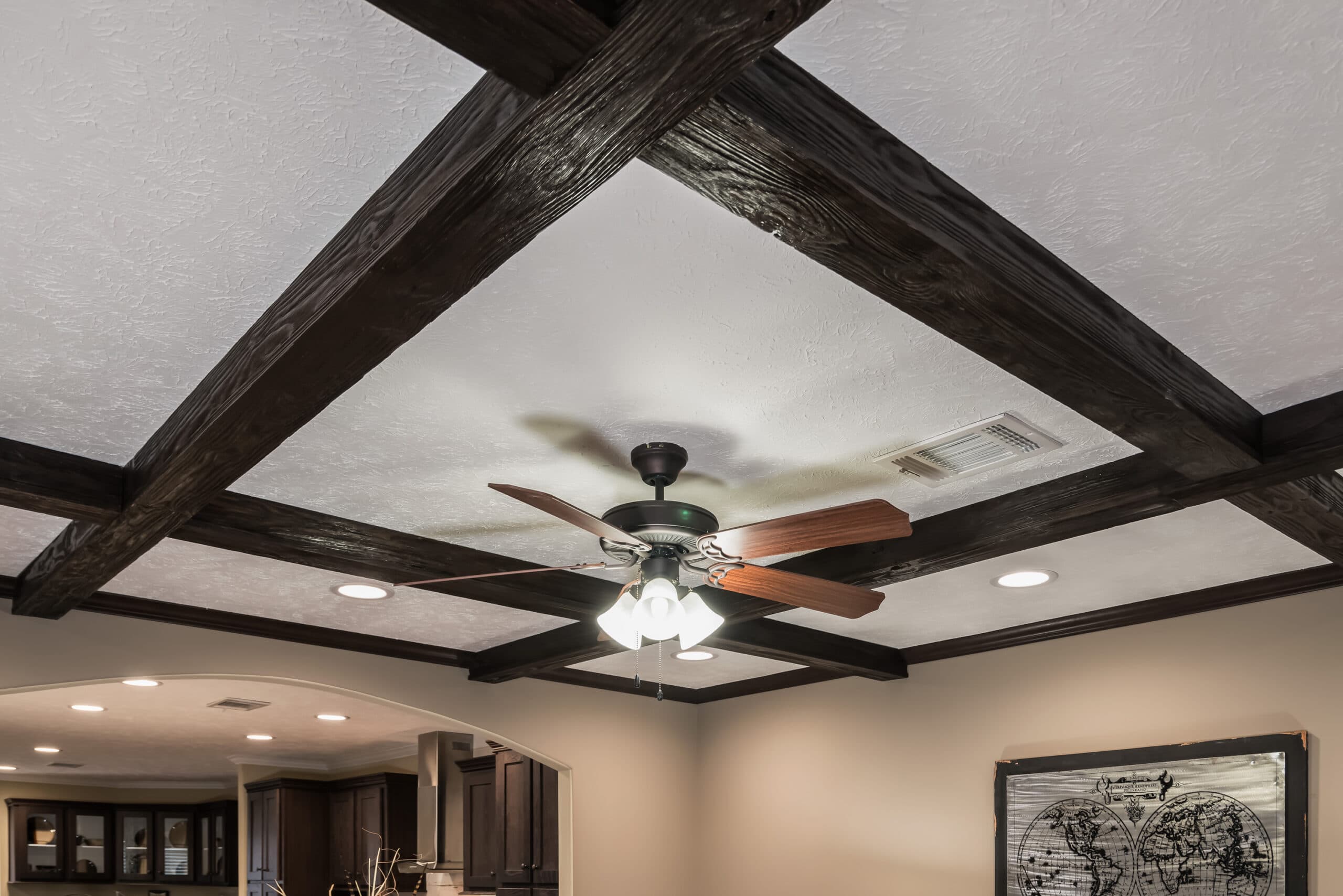 Kb-3241 interior home features