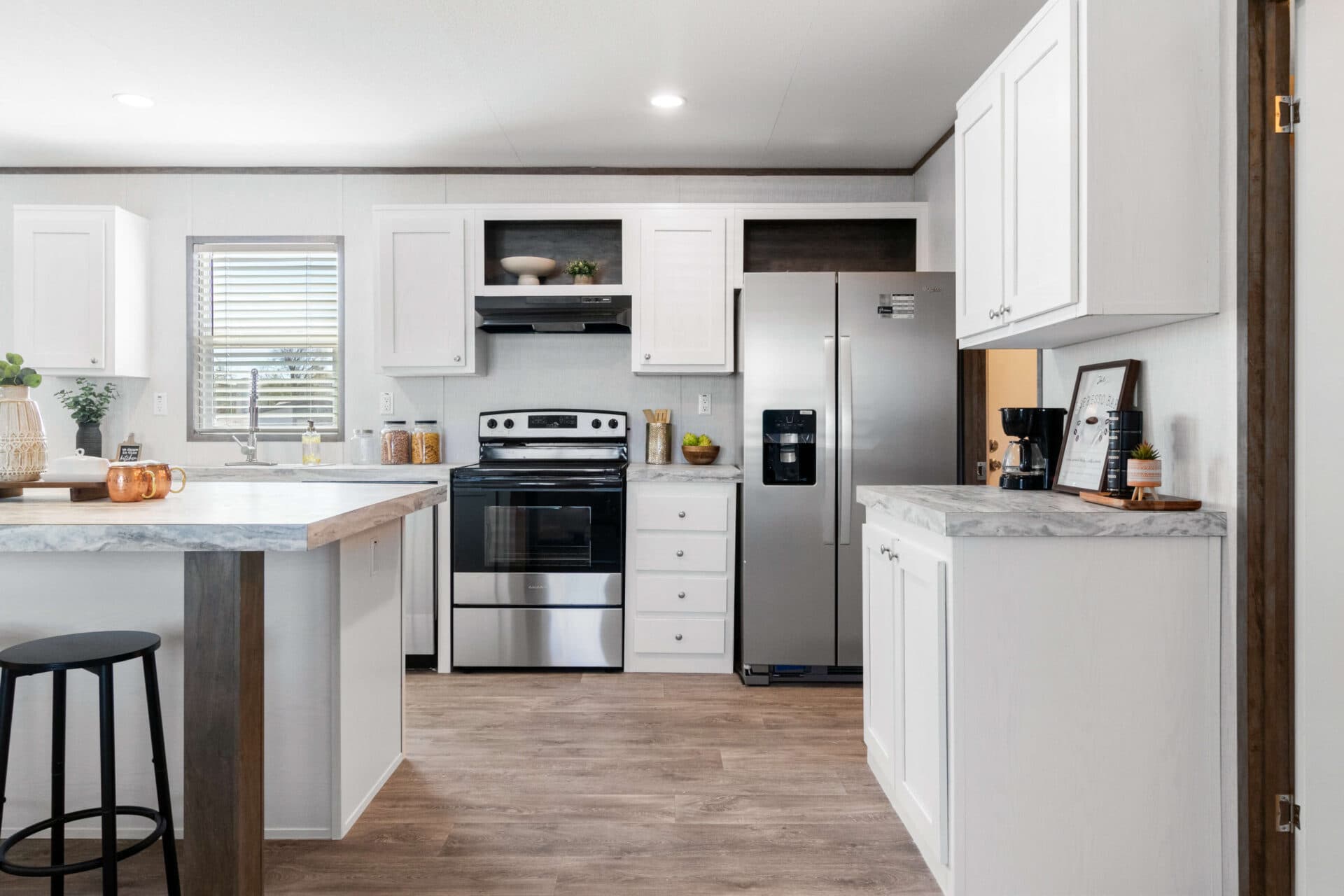 Panama doublewide kitchen home features