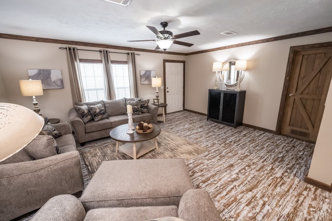 Md-49-32 interior home features