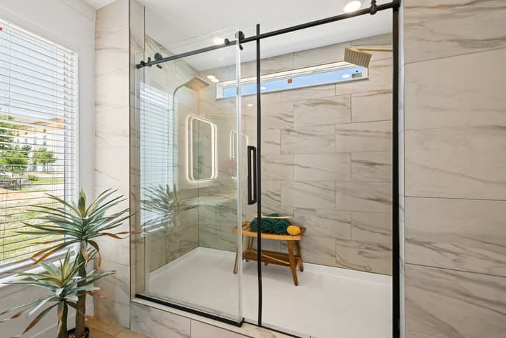 Luxe haven 32724a bathroom home features